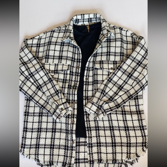 Oversized Tweed Flannel NWT - Picture 4 of 7